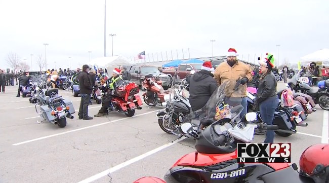 Toys For Tots Run In Tulsa Bikers
